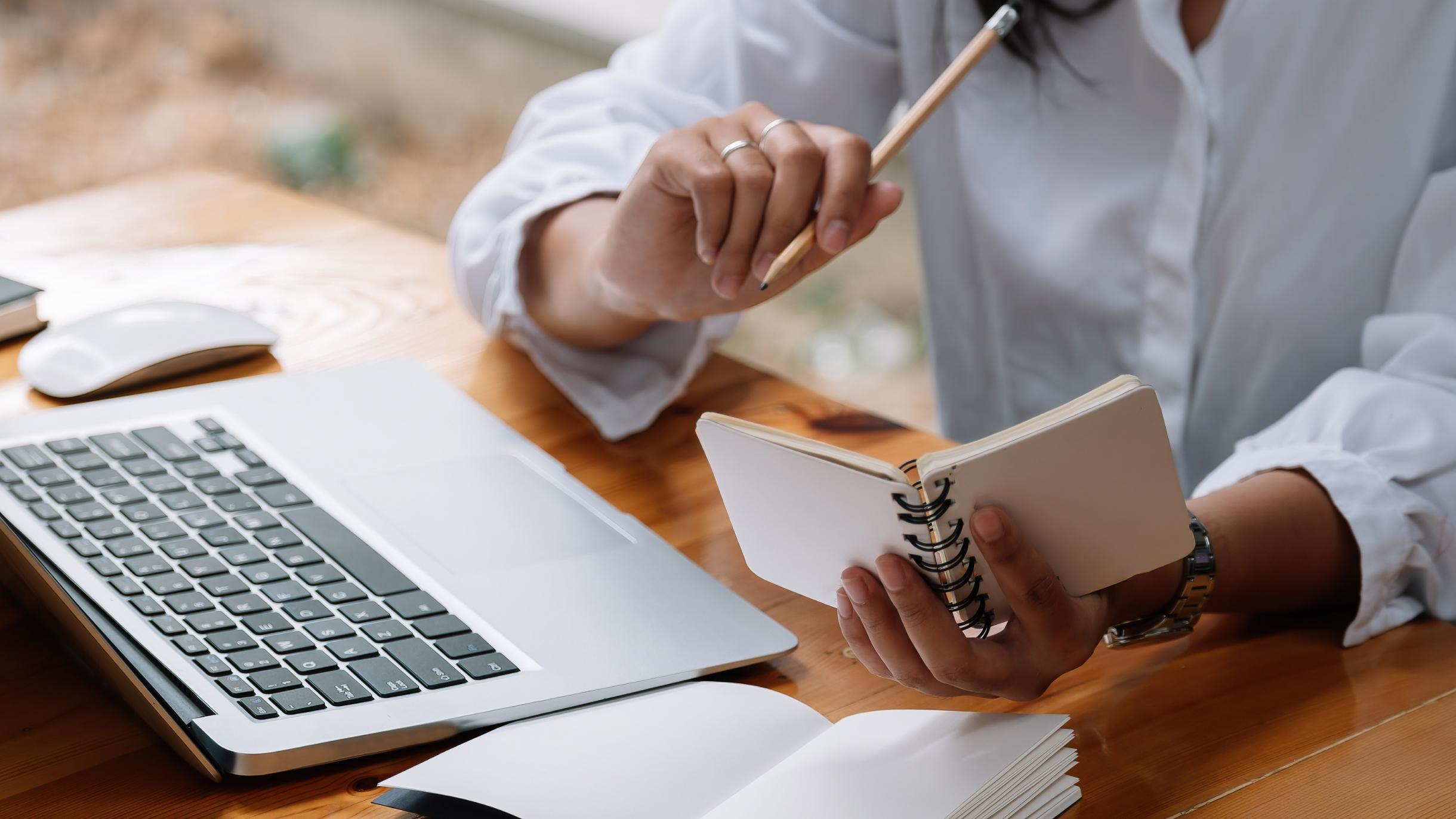 Projete Dashboards e Telas de Estatísticas Impactantes. Explore o visual com Game UI Vision PRO premium!